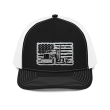 Load image into Gallery viewer, American Flag Truck Driver Mesh Trucker Hat Richardson 112
